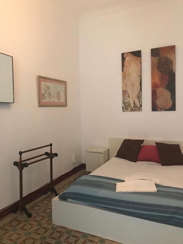 Seneca Hostel Cordoue Extérieur photo